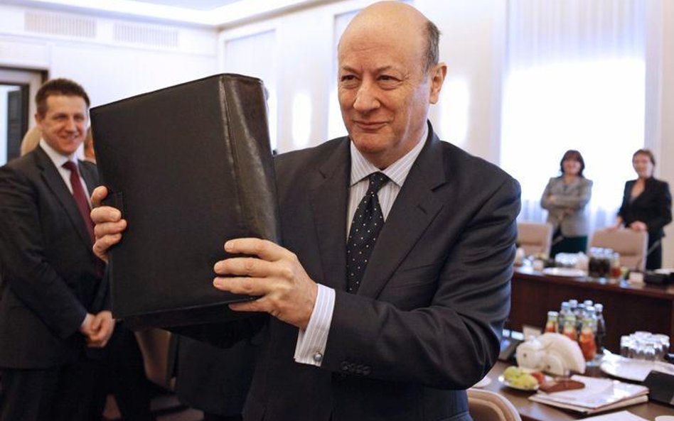 Jacek Rostowski z projektem budżetu na 2012 r.