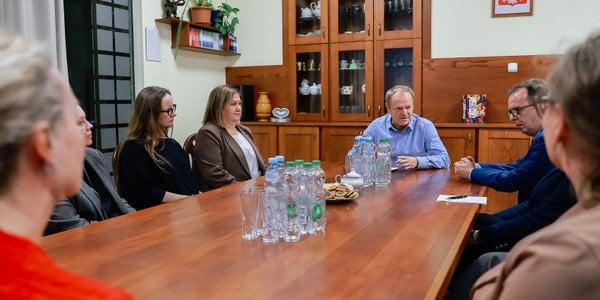 Donald Tusk reaguje w sprawie tzw. godzin basiowych. Będzie zmiana prawa