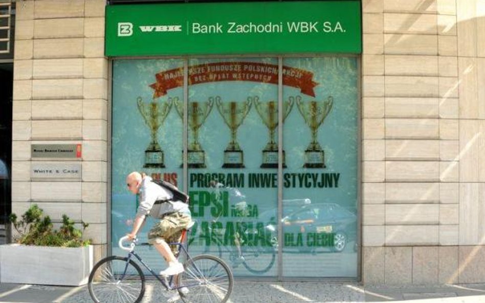 Trzeci co do wielkości bank w naszym kraju niemal podwoił liczbę klientów korzystających z jego usłu