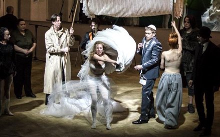 Premiera "Dybuka” w reżyserii Mai Kleczewskiej, z dramaturgią Łukasza Chotkowskiego, rozpoczyna w pi