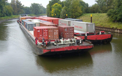 OT Logistics sprzeda biznes rzeczny