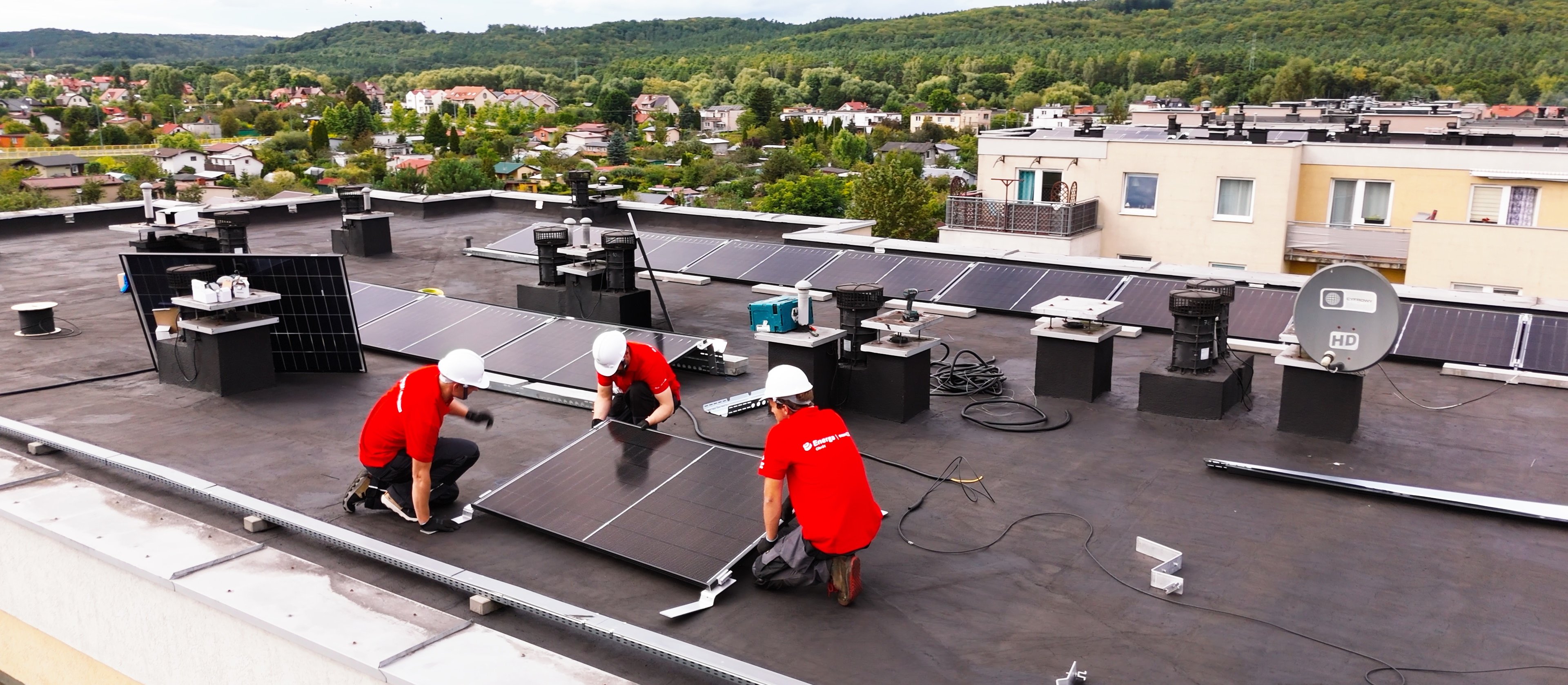 Nowoczesne rozwiązania wspierające transformację energetyczną twojego domu i firmy