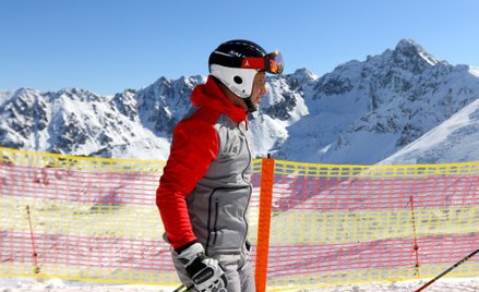 Trwa spór co prezydent Andrzej Duda jadł dziś na Kasprowym Wierchu. Kiełbaskę czy faszerowanego pomi