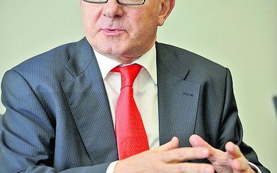Prezes Bogusław Kott zastanawia się nad możliwością emisji euroobligacji przez Bank Millennium.