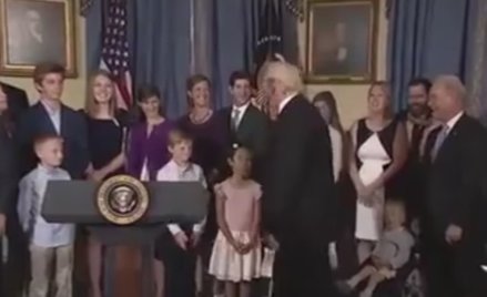 J. K. Rowling przeprasza za pomówienie Donalda Trumpa