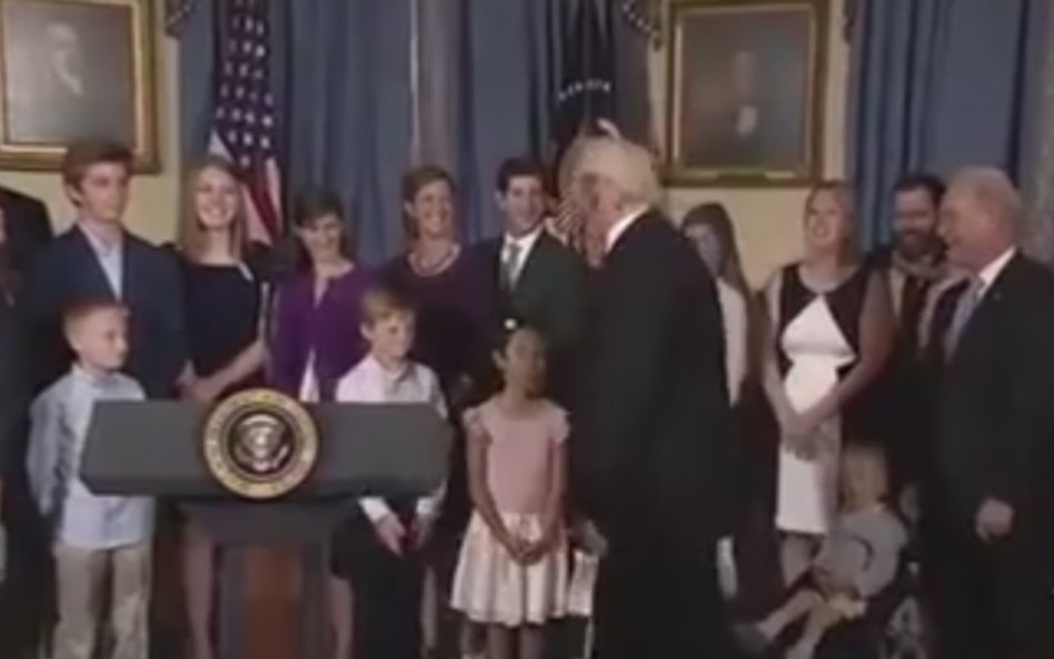 J. K. Rowling przeprasza za pomówienie Donalda Trumpa