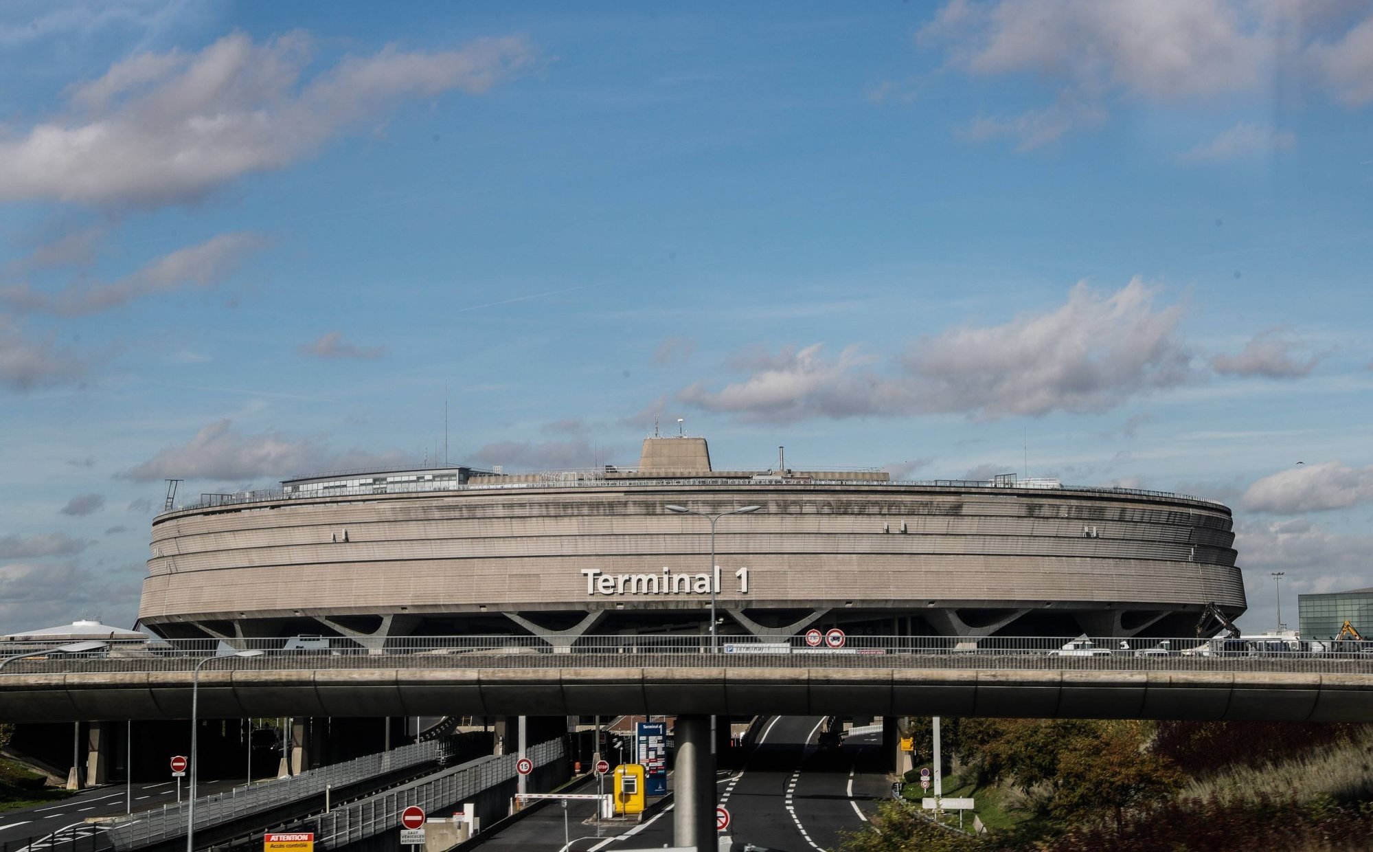Francuski zarządca lotnisk zapowiada podwyżkę opłat lotniskowych w Paryżu