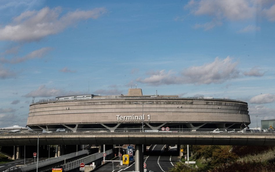 Francuski zarządca lotnisk zapowiada podwyżkę opłat lotniskowych w Paryżu
