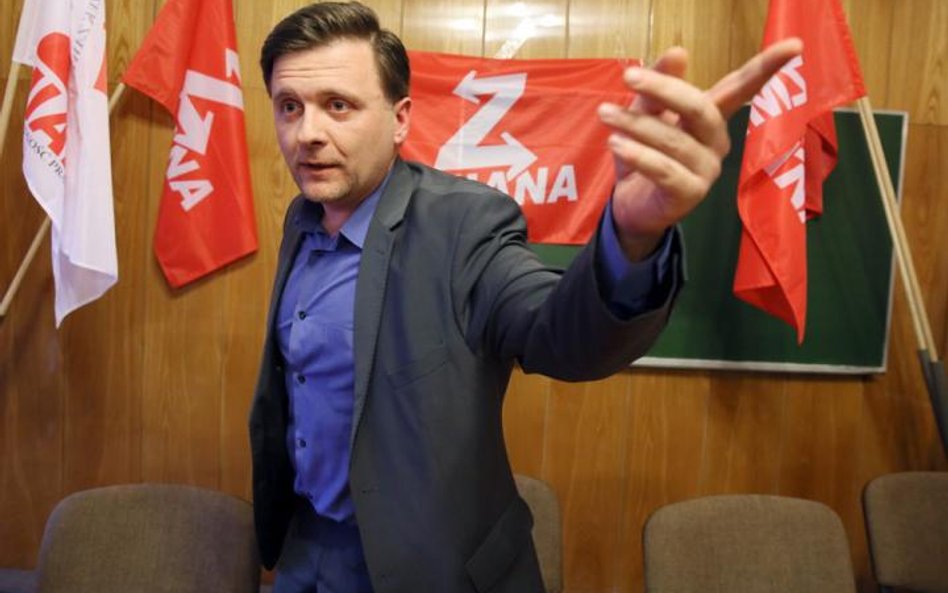 Przed Legionem Patriotów na scenie politycznej była już prorosyjska partia Zmiana Mateusza Piskorski
