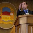 Miedwiediew herbatę wypił, filiżankę zostawił, a studenci ją sprzedają