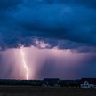 W najbliższych dniach w wielu regionach prognozowane są burze i opady deszczu