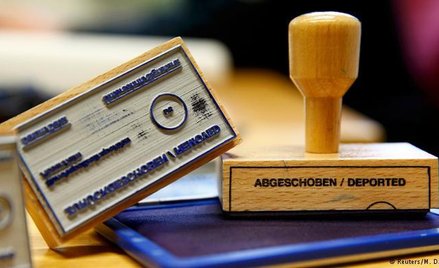 Rząd w Berlinie chce podwoić liczbę wydalanych uchodźców