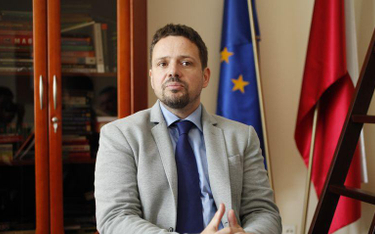 Trzaskowski: Polska musi utrzymać kontrolę nad napływem uchodźców