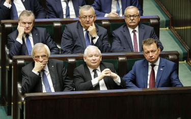 "Jeszcze demokracja czy już Białoruś?". Opozycja oburzona