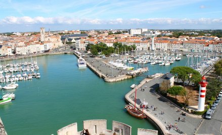 Wstrząsy odczuwalne były m.in. w La Rochelle
