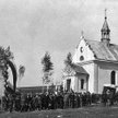 Uroczystości przy kaplicy wzniesionej na mogile poległych w walkach 1920 r.