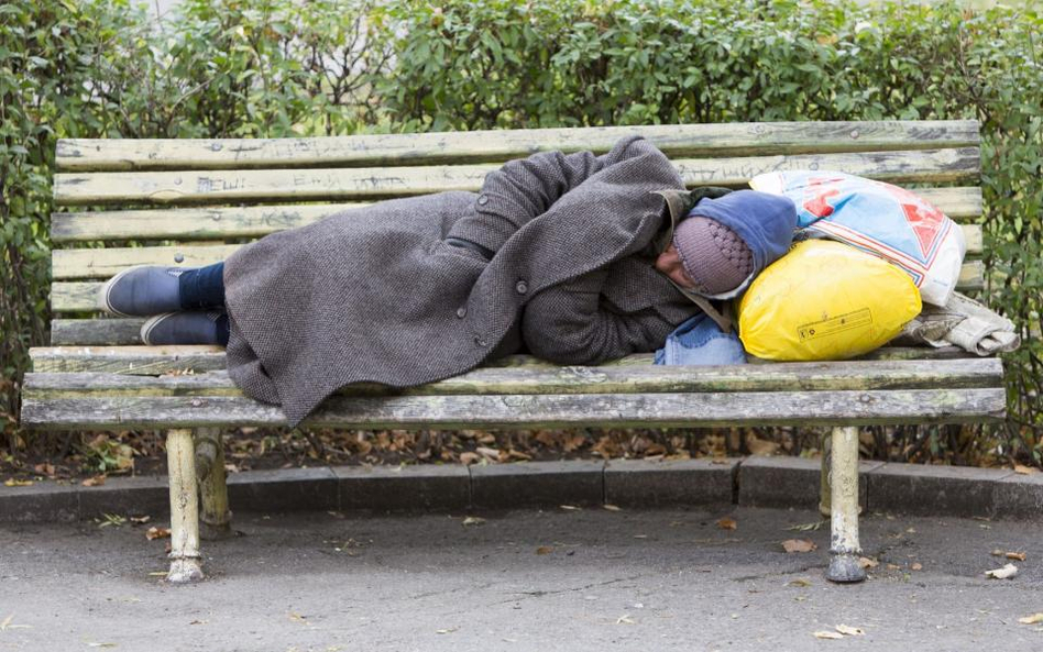 Lokal socjalny dla bezdomnego - urzędnik nie może żądać adresu