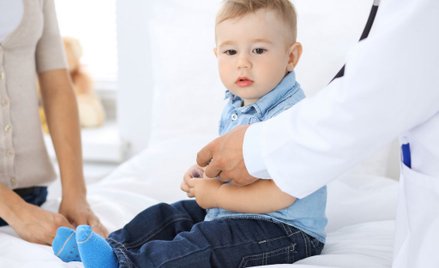 Rzecznik Praw Pacjenta o konflikcie wkół szczepień dzieci