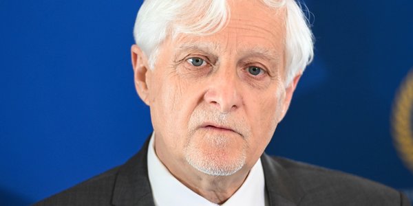 KRS: składy TK bez nowych sędziów są nieprawidłowe. TK odrzuca to stanowisko