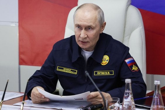 Władimir Putin obserwował ostatni etap ćwiczeń Floty Pacyfiku u wybrzeży Sachalinu