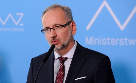 Łagodzenie obostrzeń koronawirusowych. Niedzielski: Siłownie i restauracje na końcu kolejki