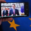 Premier Mateusz Morawiecki i minister do spraw Unii Europejskiej Konrad Szymański