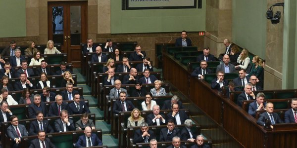 Sejm nie odrzucił weta prezydenta Karola Nawrockiego. Kto jak głosował?