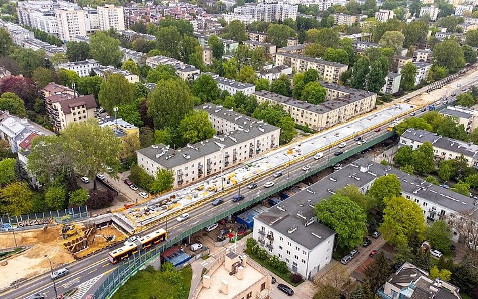 Audyt wskazuje m.in. na niezgodność przebiegu ekranów akustycznych w pozwoleniu na budowę względem w