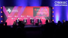 O tym, co kryje się za pojęciem „suwerenność” oraz o cyberzagrożeniach dla funkcjonowania państwa, g