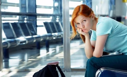 Na lotnisku dowiedziała się, że nie poleci przez błędy w systemie online