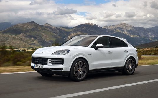 Zmodernizowany Porsche Cayenne Coupe