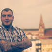 Niemiecki polityk wytatuował sobie Auschwitz
