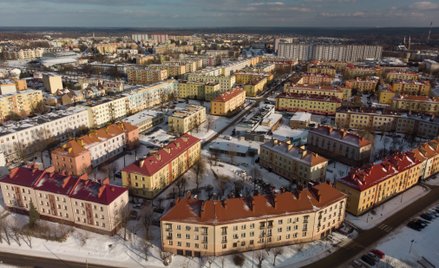 Według informacji z grudnia, na ok. 2500 gmin, przyjąć plan udało się sześciu.