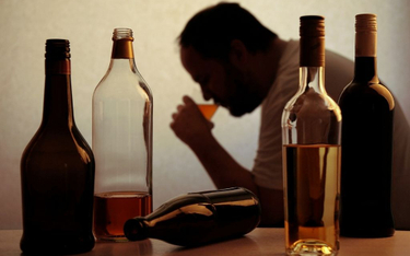 Kwarantanna sprzyja alkoholizmowi