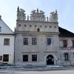 Budynek należy do najwybitniejszych dzieł polskiej architektury doby Odrodzenia.