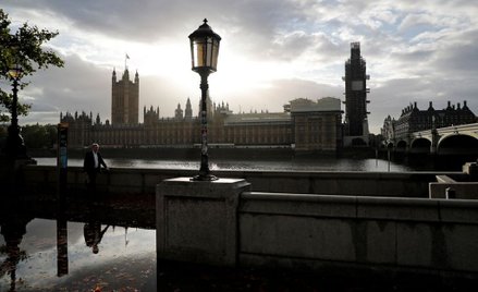 Boris Johnson nie przeprosi królowej?