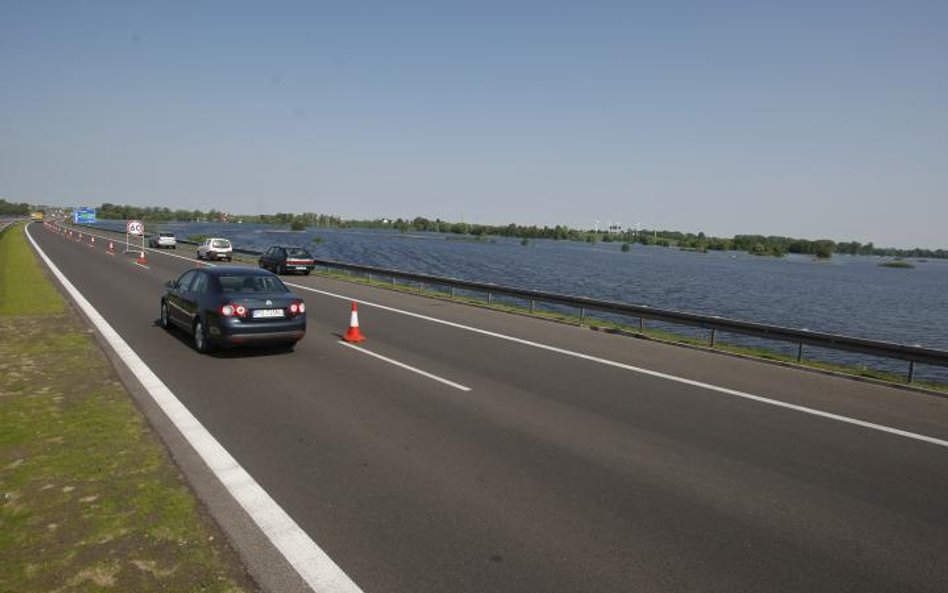 Nadliczbówki w podróży służbowej