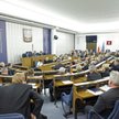 Senat: 860 zł dla biednych opozycjonistów