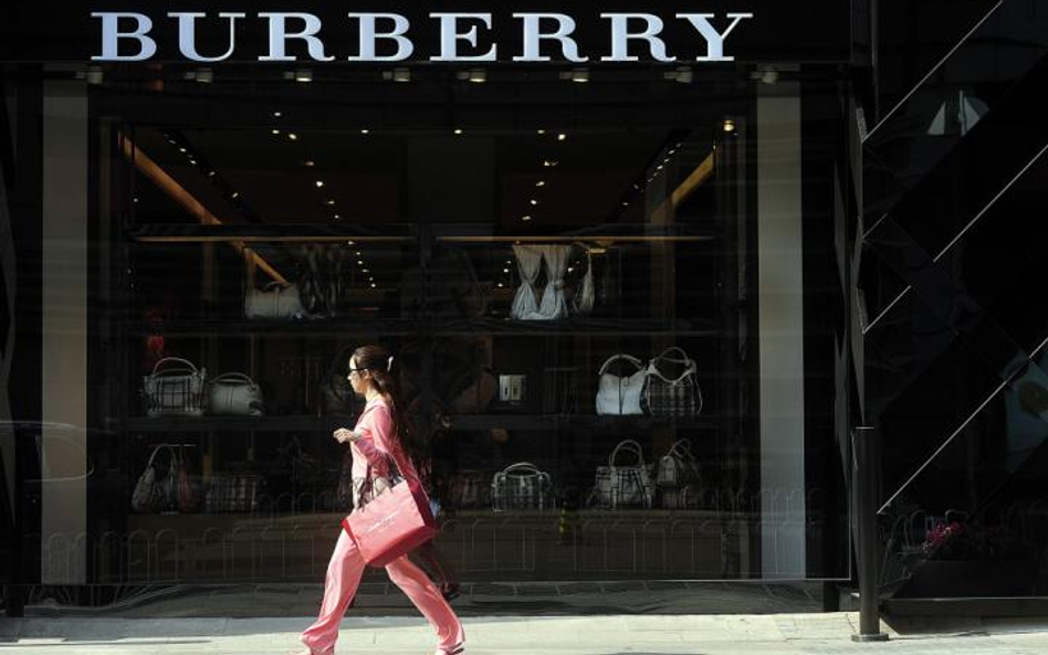 Burberry lepiej od oczekiwań