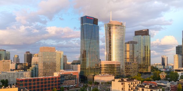 Polskie nieruchomości komercyjne potwierdzają atrakcyjność. Także dla samych Polaków