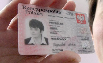 Wyłudzenia kredytów w internecie na dużą skalę
