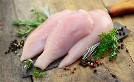 Dzięki promocjom drób wygrał z wieprzowiną