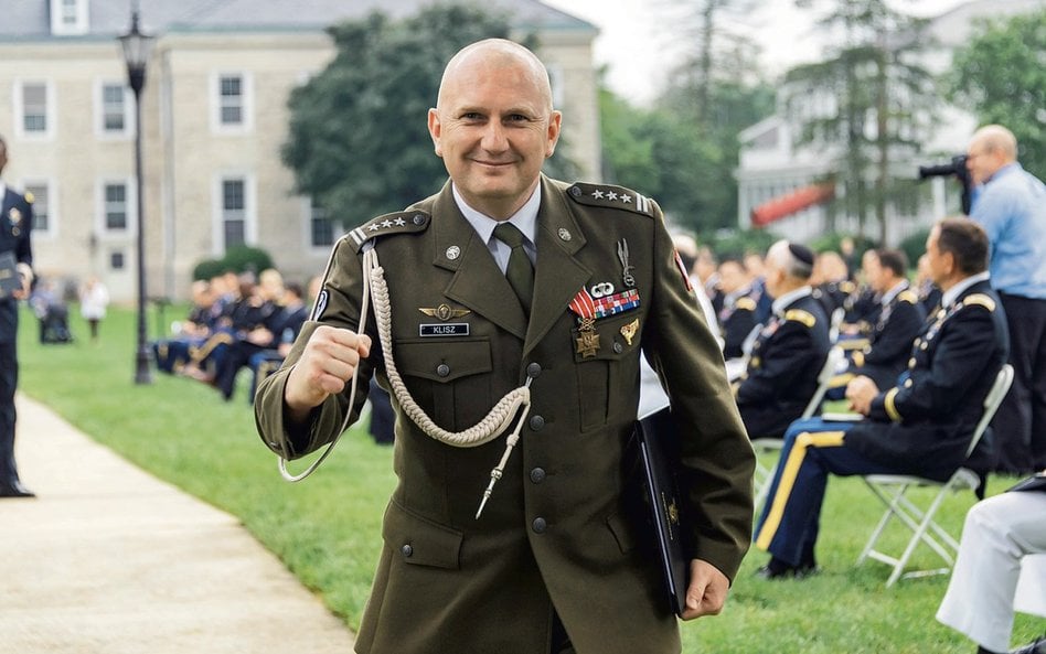 Maciej Klisz jeszcze jako pułkownik w czasie służby w WOT. Nominacja generalska przyszła w 2021 r., 