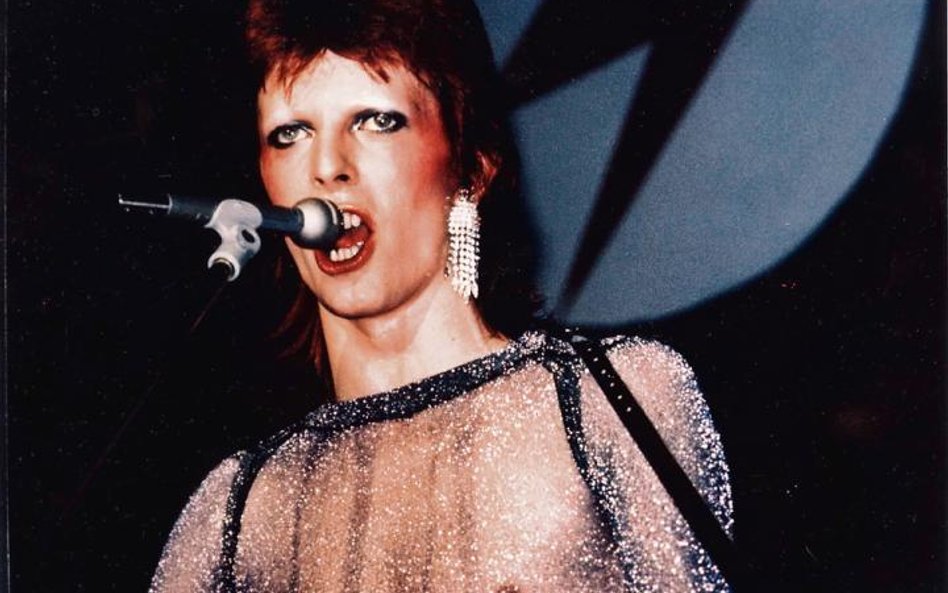 David Bowie w diamentowych błyskach