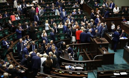 Protesty opozcji w Sejmie. Grudzień 2016