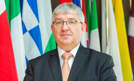 Trzeba obronić Europę przed rozsadzaniem jej od wewnątrz