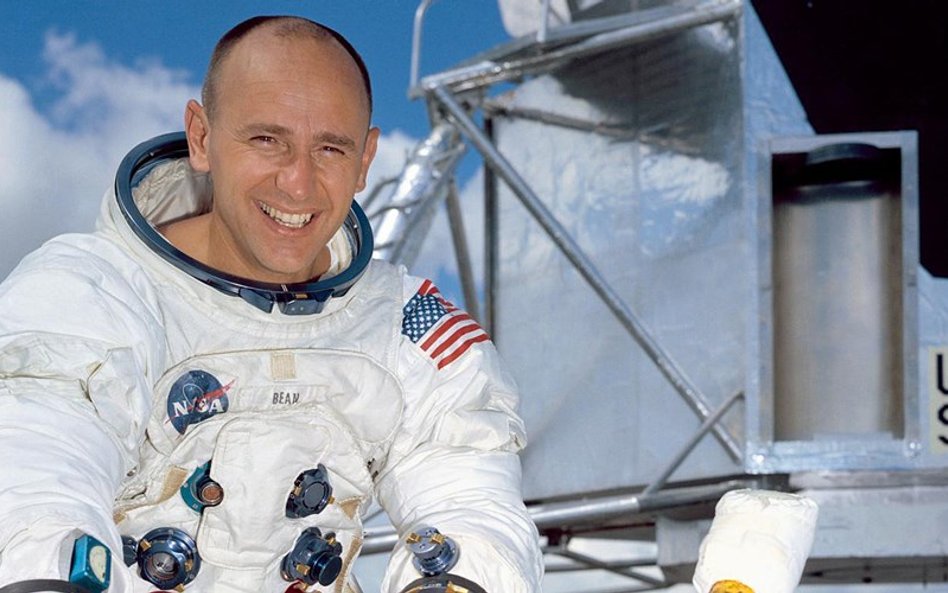 Zmarł Alan Bean, czwarty człowiek na Księżycu