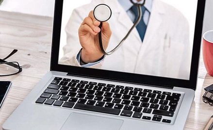 Lekarze coraz częściej stawiają diagnozę na odległość
