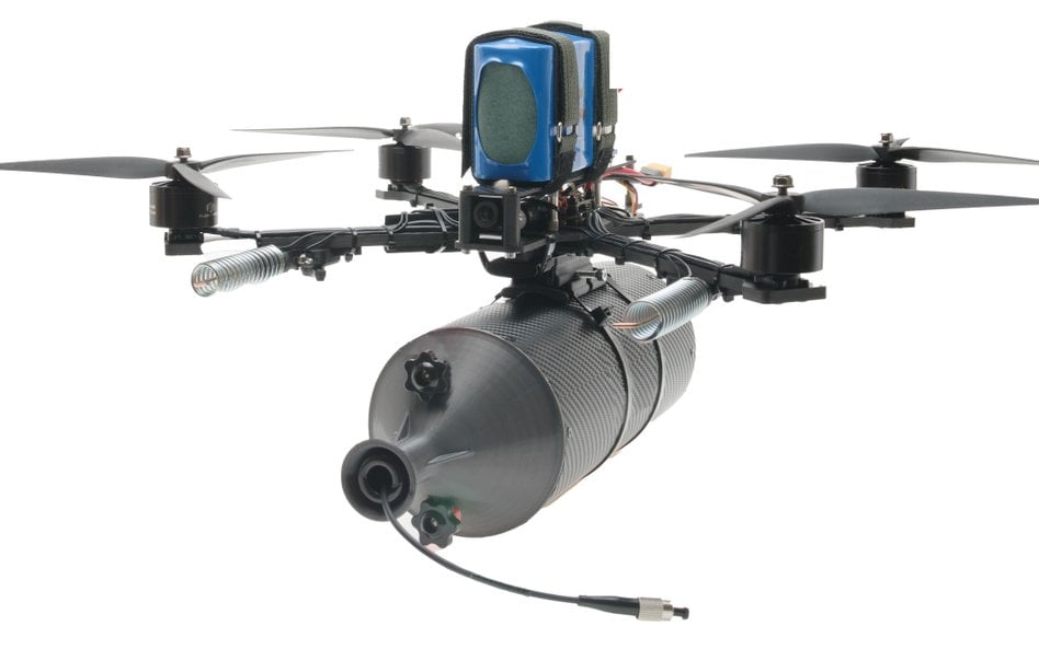 Dron światłowodowy