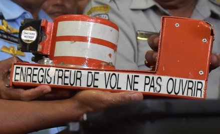 Czarne skrzynki samolotu AirAsia, który 28 grudnia zeszłego roku runął do Morza Jawajskiego